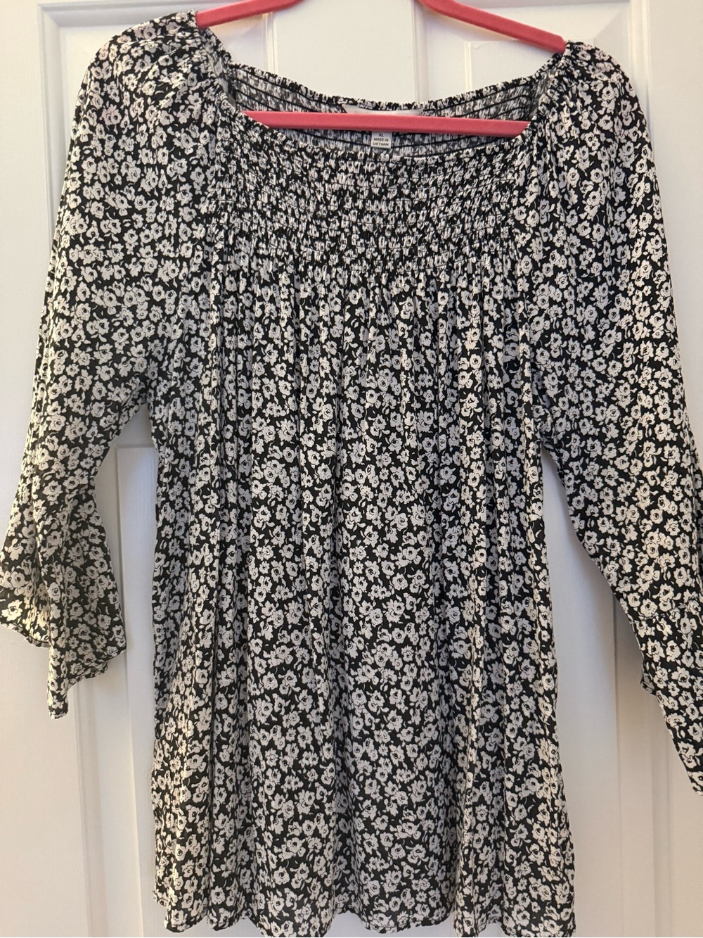 Counterparts Black and White Floral Peasant Tunic